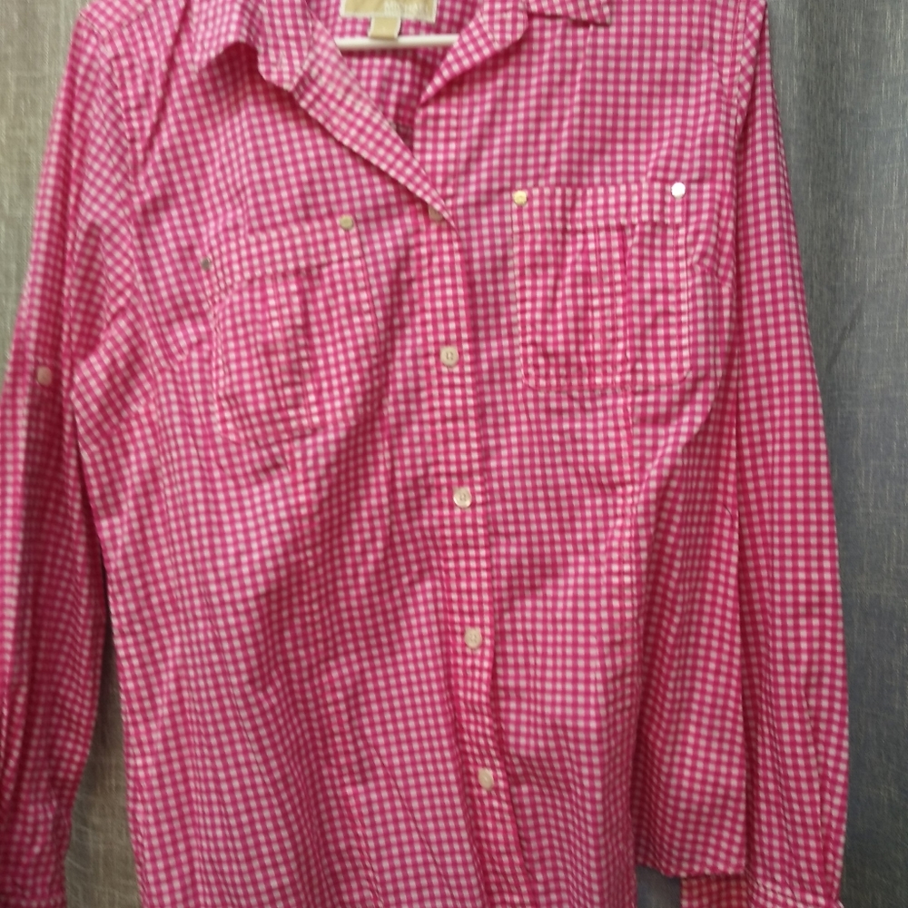 Long sleeves shirt for woman in pink and white plaid size L brand Michael kors.